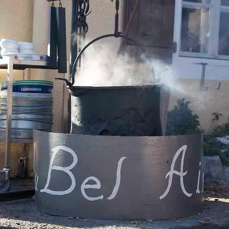Au Bel Air Hotel