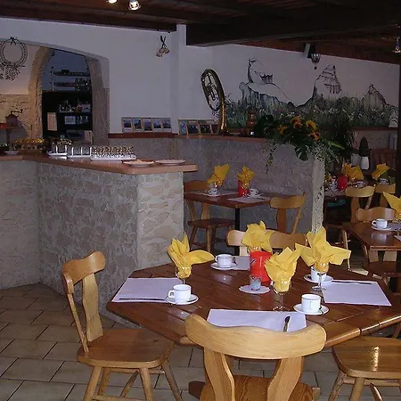 Au Bel Air Hotel