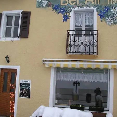 Au Bel Air Лейсен